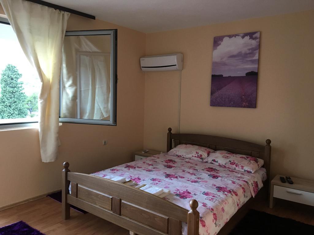 Mell Apartments Мостар Екстер'єр фото
