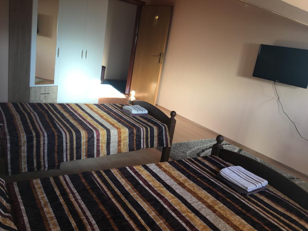 Mell Apartments Мостар Екстер'єр фото