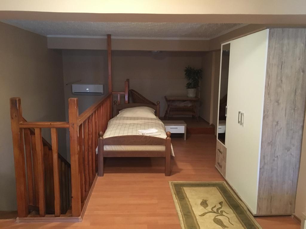 Mell Apartments Мостар Екстер'єр фото